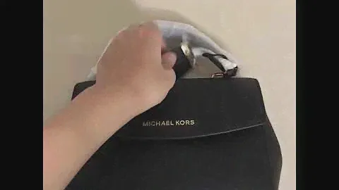 Обзор сумки Ava extra small crossbody от Michael Kors