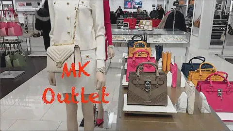 Michael Kors Outlet New 2024 Collection. Prices.