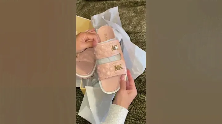 Michael Kors Mules || Designer Slippers || Slide Sandal #unboxing #youtubeshorts #michaelkors
