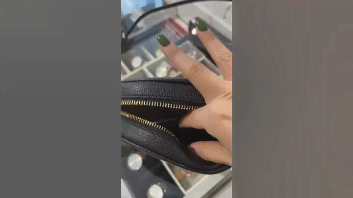 Сумка Michael Kors через плечо (Черная)