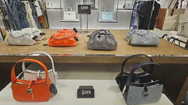 😍NEW!!!!🌹MICHAEL KORS OUTLET~ BAGS~ WALLETS & MORE~ LET'S BROWSE
