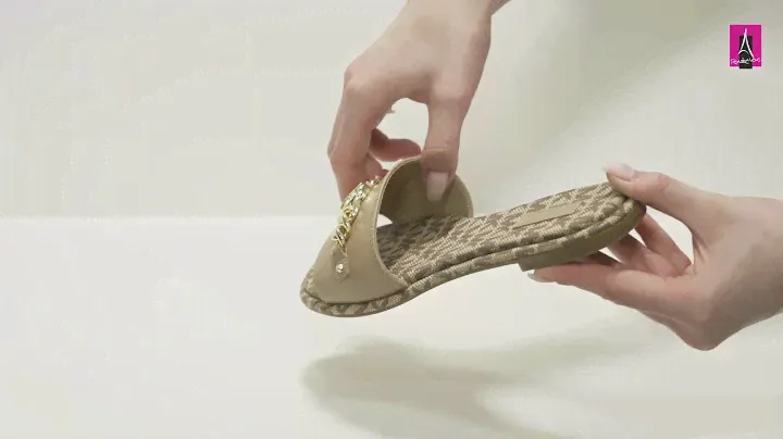 Видеообзор I Женские шлепанцы MICHAEL KORS RINA SLIDE 2534083