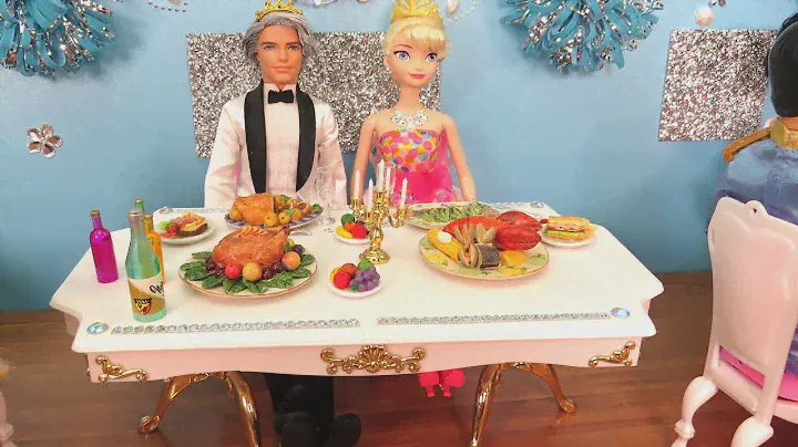 Elsa's Wedding Party ! Elsa and Anna toddlers - Cake - Dance - Music - Food