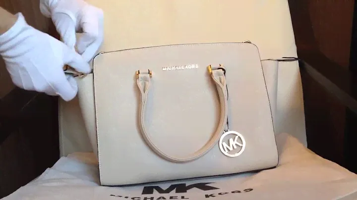 Сумка от Michael Kors Selma - Цвет: кремовый.