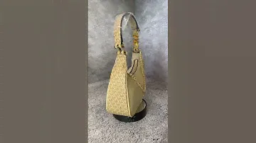 Сумка Michael Kors hobo бежевая