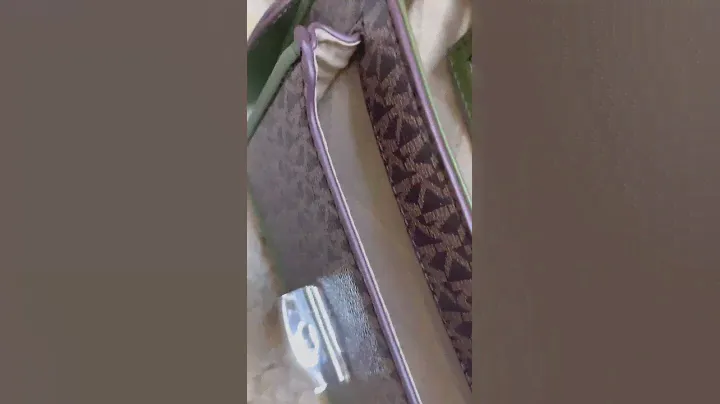 Сумка Michael Kors Bradshaw