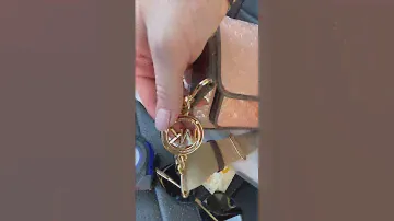 Как отличить копию от оригинала Michael kors Bradshaw