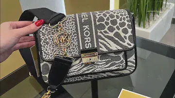 Распаковка сумки MICHAEL KORS Bradshaw Medium Mixed Animal Jacquard Messenger Bag