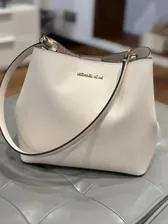 Сумка Michael Kors Pratt medium