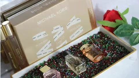 Michael Kors Perfumes - Sparkling Blush, Gorgeous, Wonderlust, Wonderlust Eau Fresh  and Sublime
